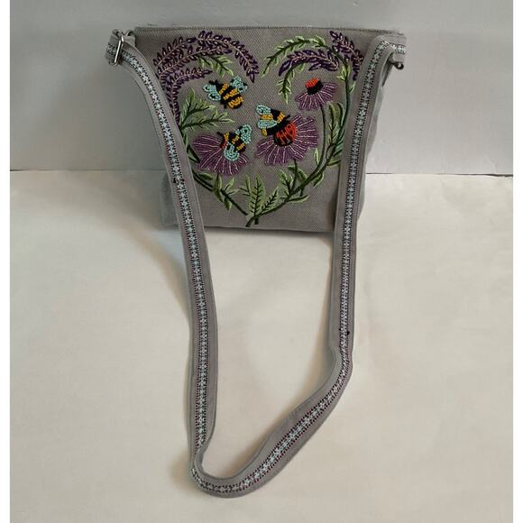 America & Beyond Jen Coffey Do Good Hand Beaded Floral Bee Message Crossbody Bag - Picture 6 of 16